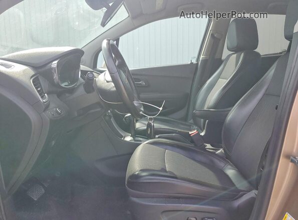 3GNCJLSBXJL277471 2018 CHEVROLET TRAX Beige წინა სალონის ხედი