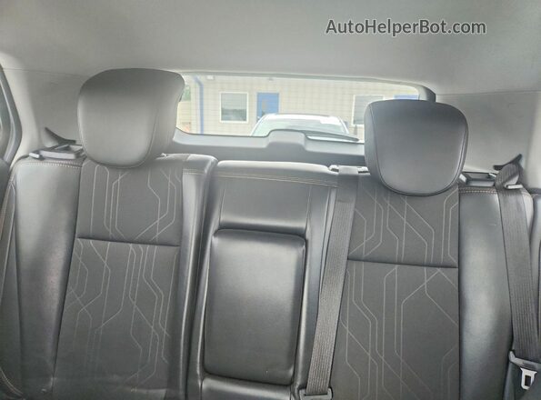3GNCJLSBXKL232189 2019 CHEVROLET TRAX Gray Widok tylnych siedzeń