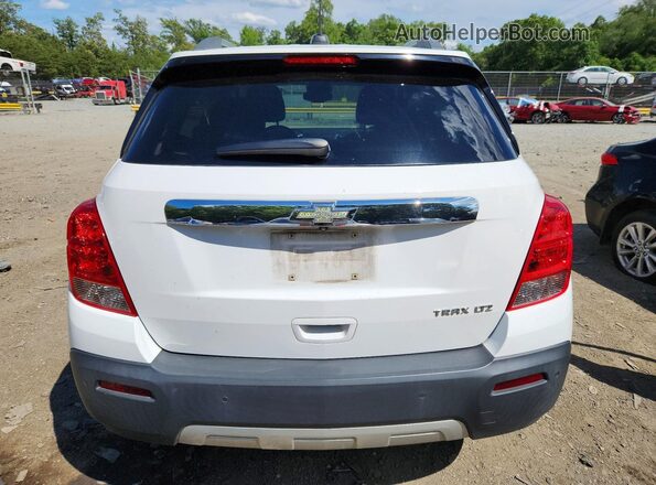 3GNCJMSB2GL159963 2016 CHEVROLET TRAX White Հետևի տեսք