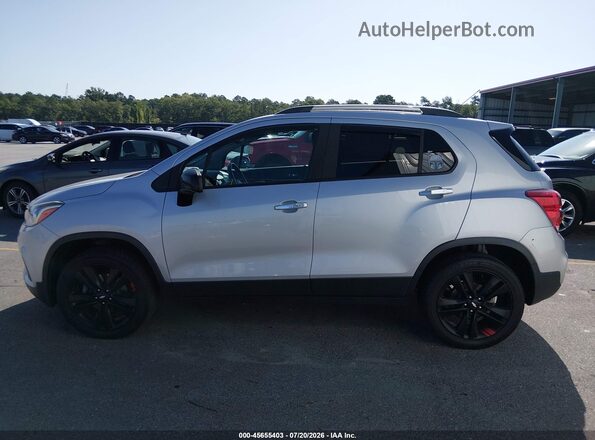 3GNCJPSB0JL403232 2018 CHEVROLET TRAX Silver სალონის 360-გრადუსიანი ხედი