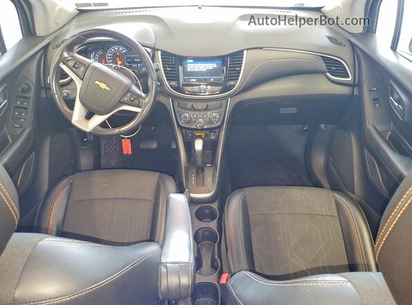 3GNCJPSB2KL219279 2019 CHEVROLET TRAX White Առջևի վահանակի տեսք