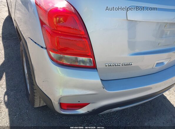 3GNCJPSB3HL146738 2017 CHEVROLET TRAX Silver Vista frontal