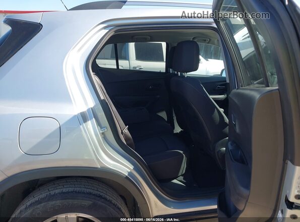 3GNCJPSB3HL146738 2017 CHEVROLET TRAX Silver Vista de la etiqueta del VIN