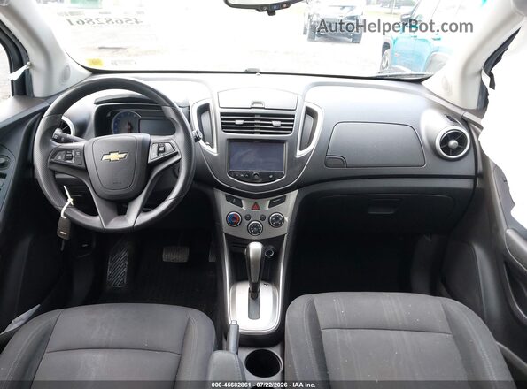 3GNCJPSB4GL279880 2016 CHEVROLET TRAX White Front interior view
