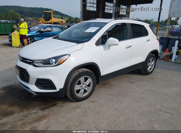 3GNCJPSB4HL260666 2017 CHEVROLET TRAX White წინა მარცხენა ხედი სამი მეოთხედიდან