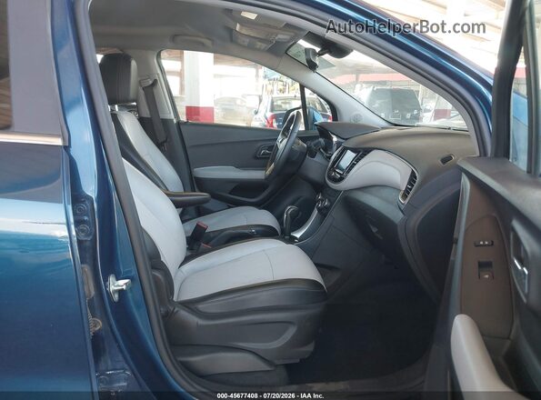 3GNCJPSB4LL288184 2020 CHEVROLET TRAX Blue Widok wnętrza z przodu