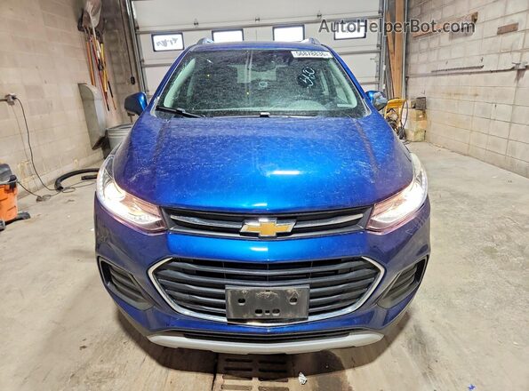 3GNCJPSB5LL197795 2020 CHEVROLET TRAX Blue Widok z przodu