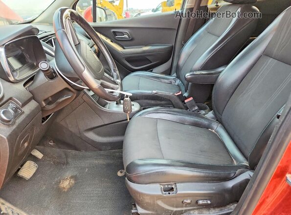3GNCJPSB7GL215929 2016 CHEVROLET TRAX Orange Vista interior delantera
