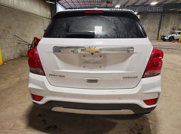3GNCJRSB3LL196804 2020 CHEVROLET TRAX White Вид ззаду