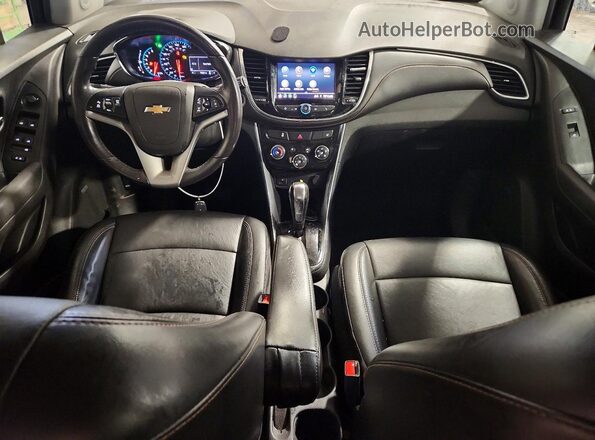 3GNCJRSB3LL196804 2020 CHEVROLET TRAX White Вид панелі приладів
