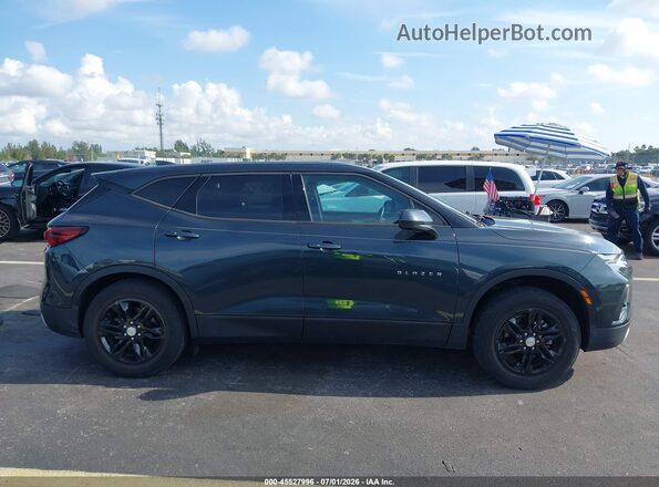 3GNKBBRA0LS655807 2020 CHEVROLET BLAZER Gray Rear interior view