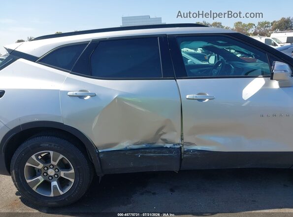 3GNKBBRA0MS547415 2021 CHEVROLET BLAZER Silver წინა ხედი