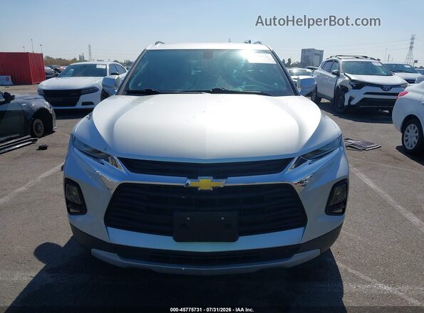 3GNKBBRA0MS547415 2021 CHEVROLET BLAZER Silver ხელსაწყოთა პანელის ხედი