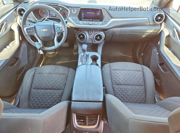 3GNKBBRA2MS557685 2021 CHEVROLET BLAZER Tan წინა პანელის ხედი