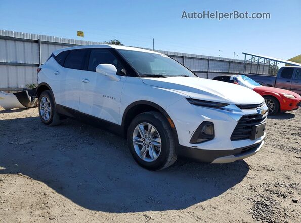 3GNKBBRA3MS580666 2021 CHEVROLET BLAZER Белый Передняя правая четверть