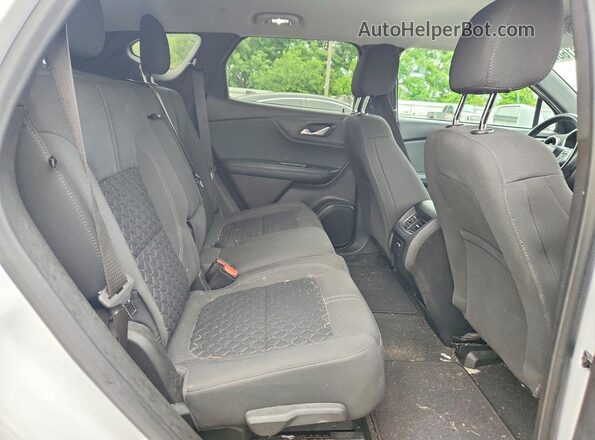 3GNKBBRA6LS699486 2020 CHEVROLET BLAZER White Вид задніх сидінь