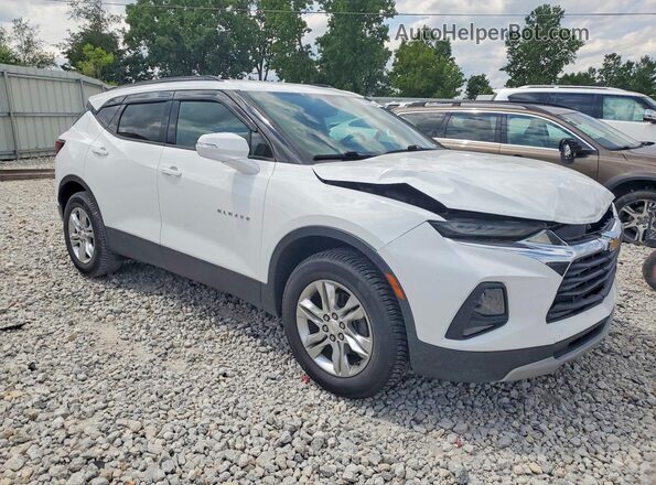 3GNKBBRA8LS679174 2020 CHEVROLET 1500 Белый Передняя правая четверть