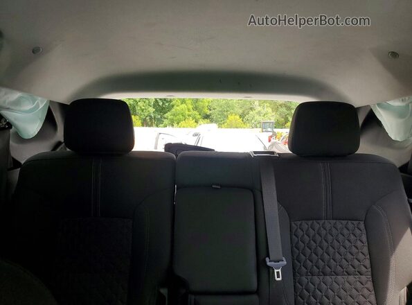 3GNKBCR41NS129561 2022 CHEVROLET BLAZER White Widok tylnych siedzeń