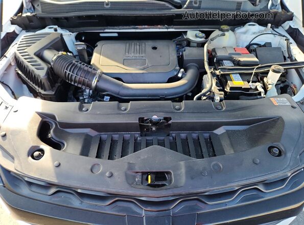 3GNKBCR41RS278171 2024 CHEVROLET BLAZER White Engine compartment view