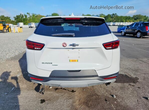 3GNKBCR41RS278171 2024 CHEVROLET BLAZER White Rear view