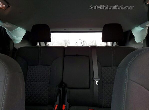 3GNKBCR42LS676500 2020 CHEVROLET BLAZER Красный Вид задних сидений