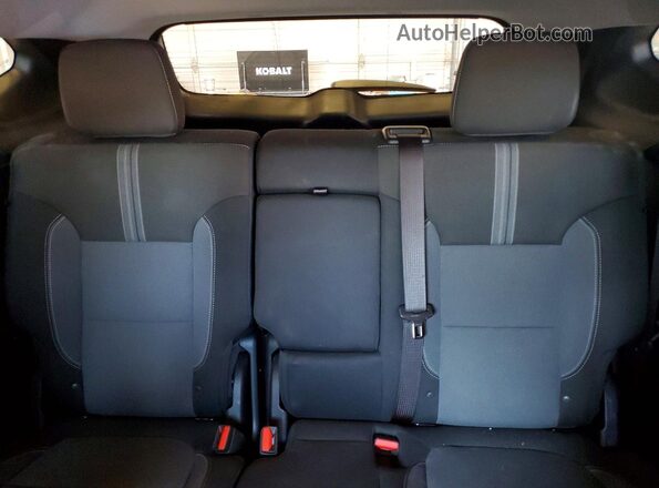 3GNKBCR48PS185869 2023 CHEVROLET BLAZER Gray Widok tylnych siedzeń