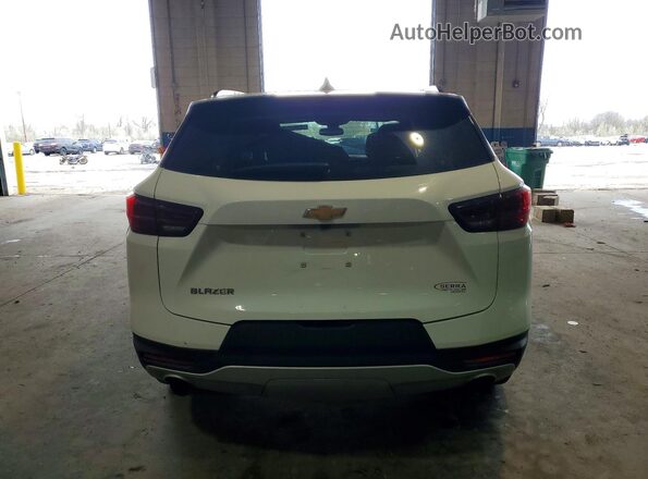 3GNKBCR49RS282789 2024 CHEVROLET BLAZER White Rear view