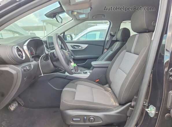 3GNKBCR49SS271670 2025 CHEVROLET BLAZER Black Front interior view