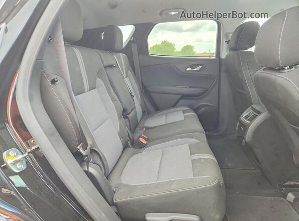 3GNKBCR49SS271670 2025 CHEVROLET BLAZER Black Rear interior view
