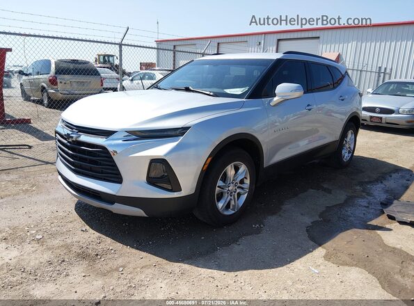 3GNKBCRS2LS667035 2020 CHEVROLET BLAZER Silver Przód lewy