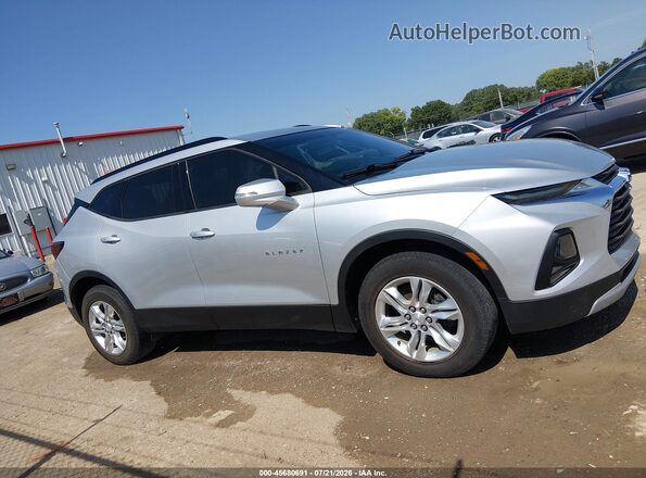 3GNKBCRS2LS667035 2020 CHEVROLET BLAZER Silver Widok wnętrza z tyłu
