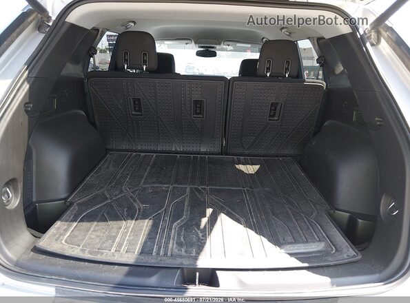 3GNKBCRS2LS667035 2020 CHEVROLET BLAZER Silver 
