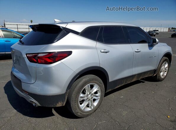 3GNKBCRS3LS645237 2020 CHEVROLET BLAZER Silver Trasero derecho