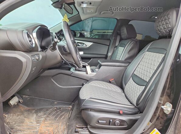 3GNKBDRS9MS535669 2021 CHEVROLET BLAZER Black Front interior view