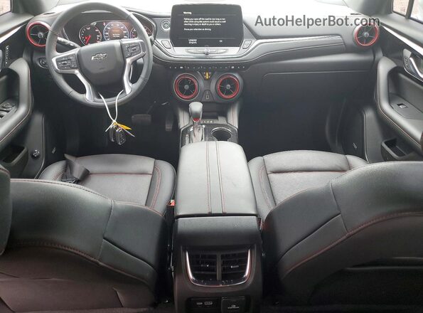 3GNKBERS5RS162031 2024 CHEVROLET BLAZER White Առջևի վահանակի տեսք