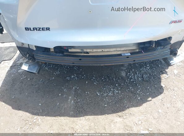 3GNKBERS8KS676946 2019 CHEVROLET BLAZER Silver Դիմացի տեսք