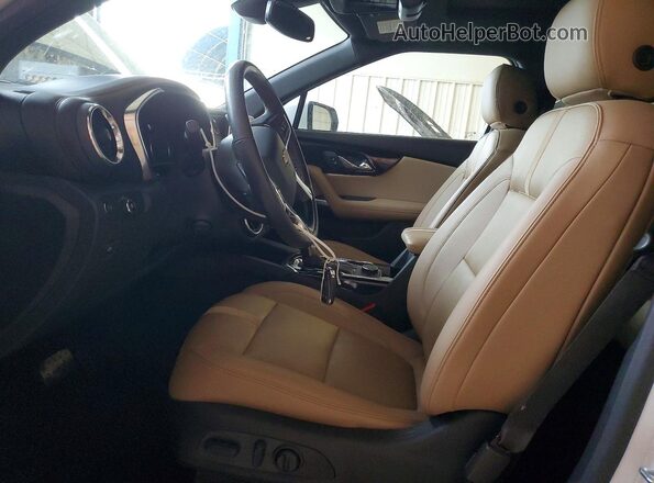 3GNKBFRS1NS226209 2022 CHEVROLET BLAZER Белый Вид салона спереди