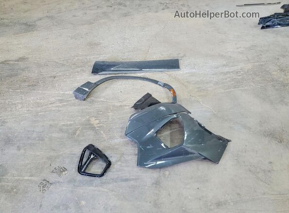 3GNKBFRSXLS593221 2020 CHEVROLET BLAZER Серый Вид наклейки с VIN-кодом