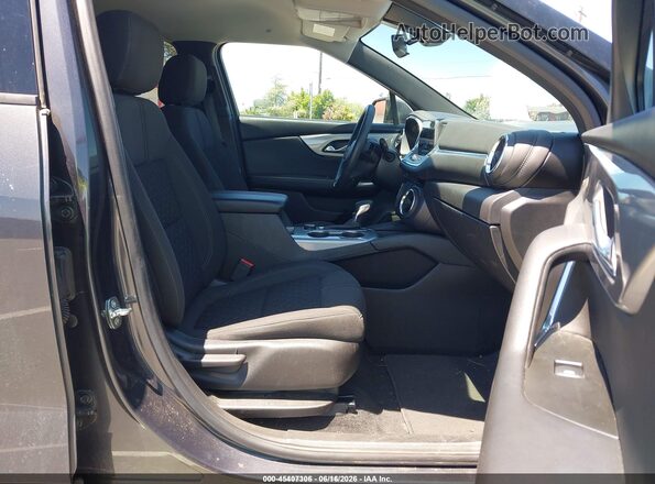 3GNKBHR40MS553664 2021 CHEVROLET BLAZER Gray Widok wnętrza z przodu