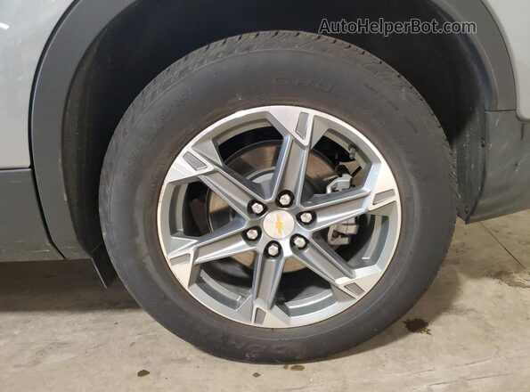 3GNKBHR40TS163310 2026 CHEVROLET BLAZER Silver 