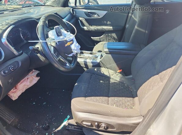 3GNKBHR41MS550160 2021 CHEVROLET BLAZER Silver Widok wnętrza z przodu