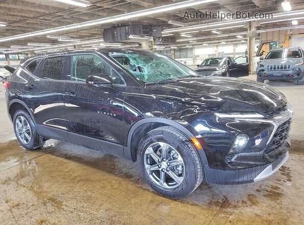 3GNKBHR42TS151546 2026 CHEVROLET BLAZER Black Front right