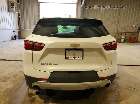 3GNKBHR44MS546927 2021 CHEVROLET BLAZER White Rear view