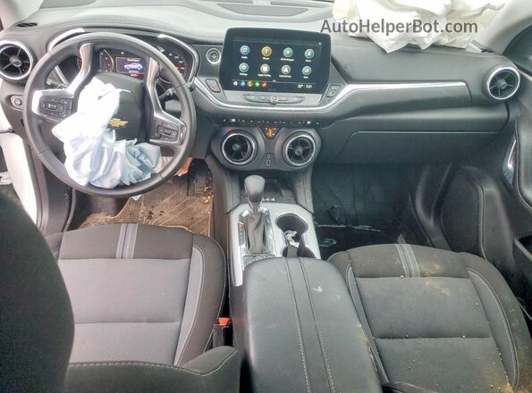 3GNKBHR47PS148356 2023 CHEVROLET BLAZER White Вид панелі приладів