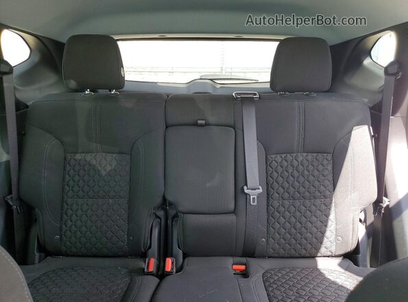 3GNKBHRS0LS567836 2020 CHEVROLET BLAZER White Հետևի նստատեղերի տեսք