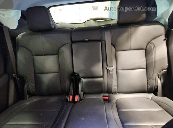 3GNKBHRS1KS689331 2019 CHEVROLET BLAZER Gray Rear seats view