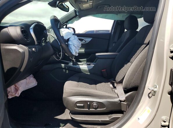 3GNKBHRS1MS526049 2021 CHEVROLET BLAZER Gray Вид салону спереду