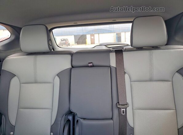 3GNKBHRS6KS652839 2019 CHEVROLET BLAZER White Հետևի նստատեղերի տեսք