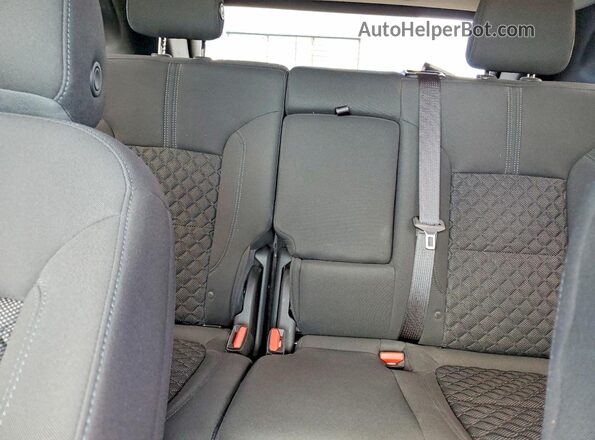 3GNKBHRS7LS595018 2020 CHEVROLET BLAZER Black Rear seats view