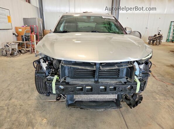 3GNKBHRS8LS637938 2020 CHEVROLET BLAZER Silver Widok z przodu